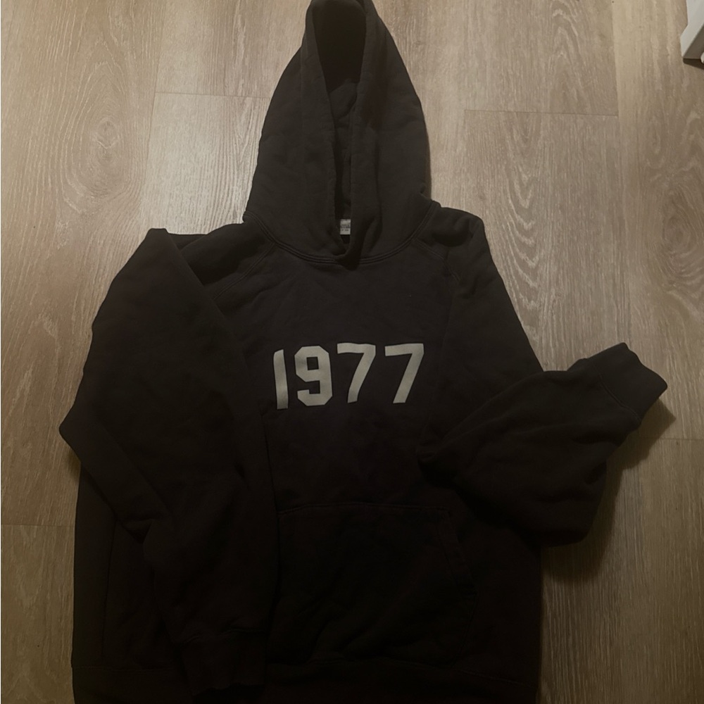 Essentials Dark Grey 1977’s Hoodie